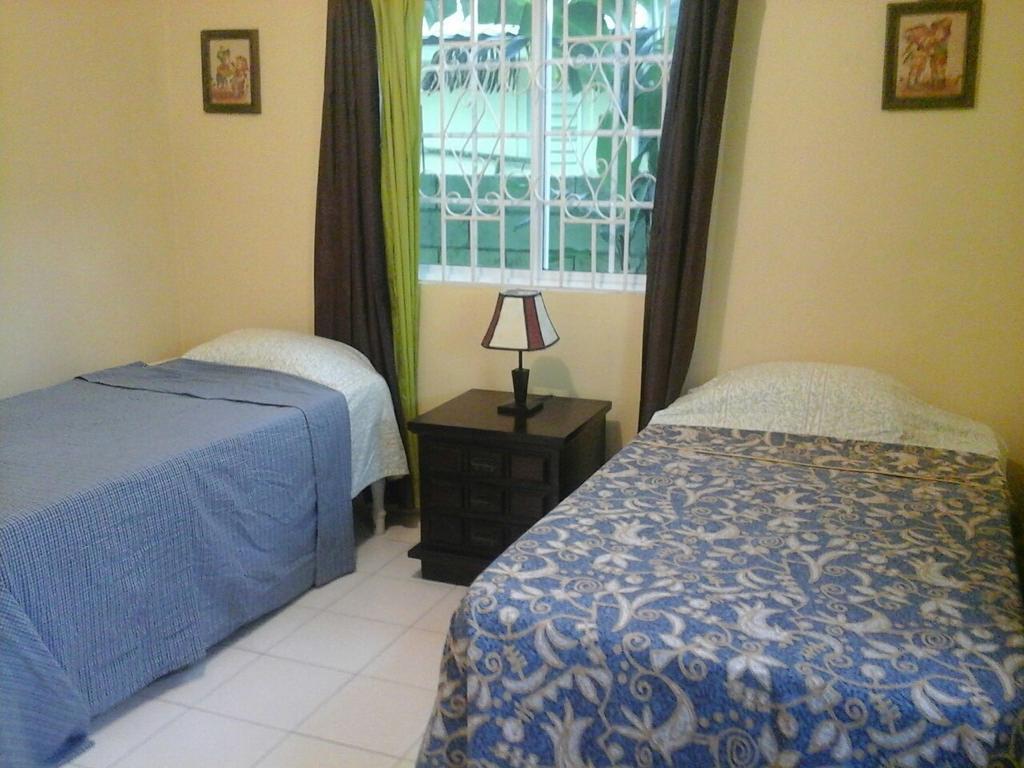 Relax In Sunny Montego Bay, Jamaica Exterior foto
